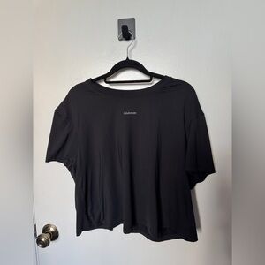 Lululemon graphic shirt tie in the back